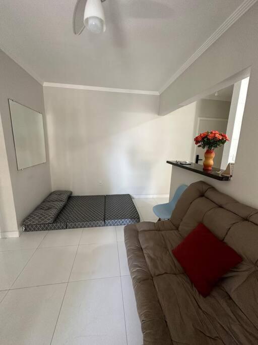 Apto Em Praia Grande, Aviacao, 150 M Da Praia! Ngoại thất bức ảnh