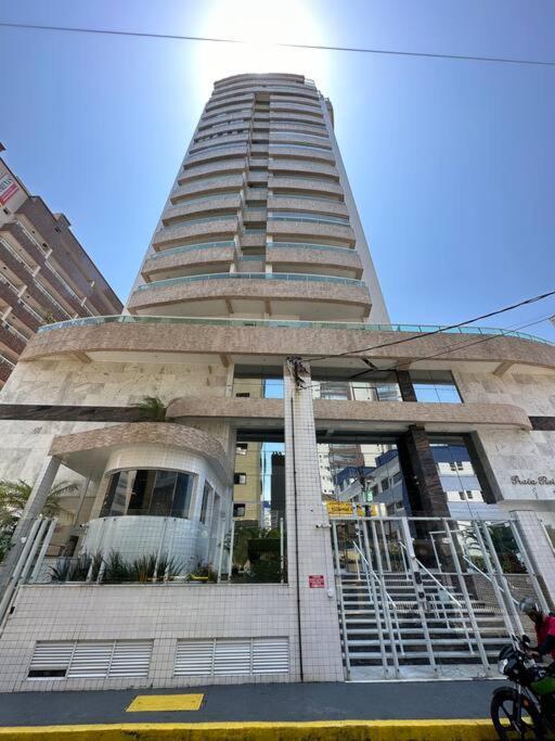 Apto Em Praia Grande, Aviacao, 150 M Da Praia! Ngoại thất bức ảnh